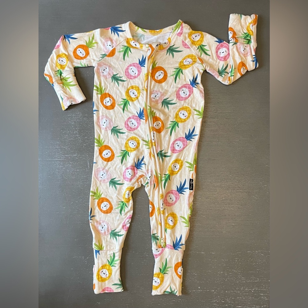 3-6m Millie + Roo Bamboo Zippy in Kawaii Pineapple